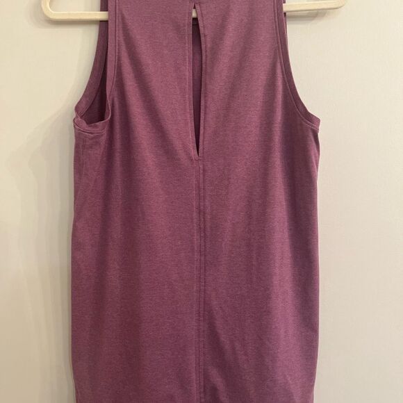 Athleta Sleeveless Blouse - Picture 7 of 8